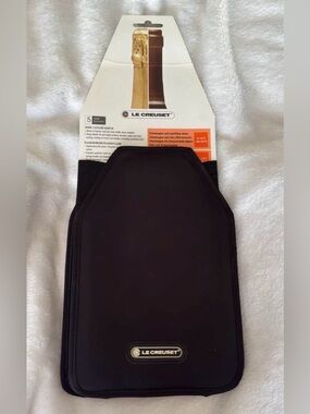 Le Creuset Black Insulated Wine Cooler Sleeve